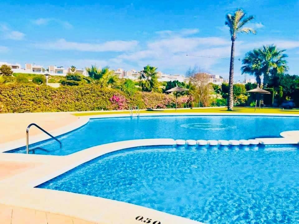 Casa Beth Villamartin 2 Bedroom/ 2 Bathroom With Pool オリウエラ エクステリア 写真
